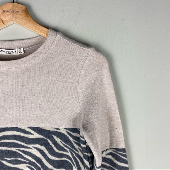 Chance Or Fate: Long Sleeve Color Block Zebra Print Knot Shirt Top Size XS (NWT) - Picture 3 of 8